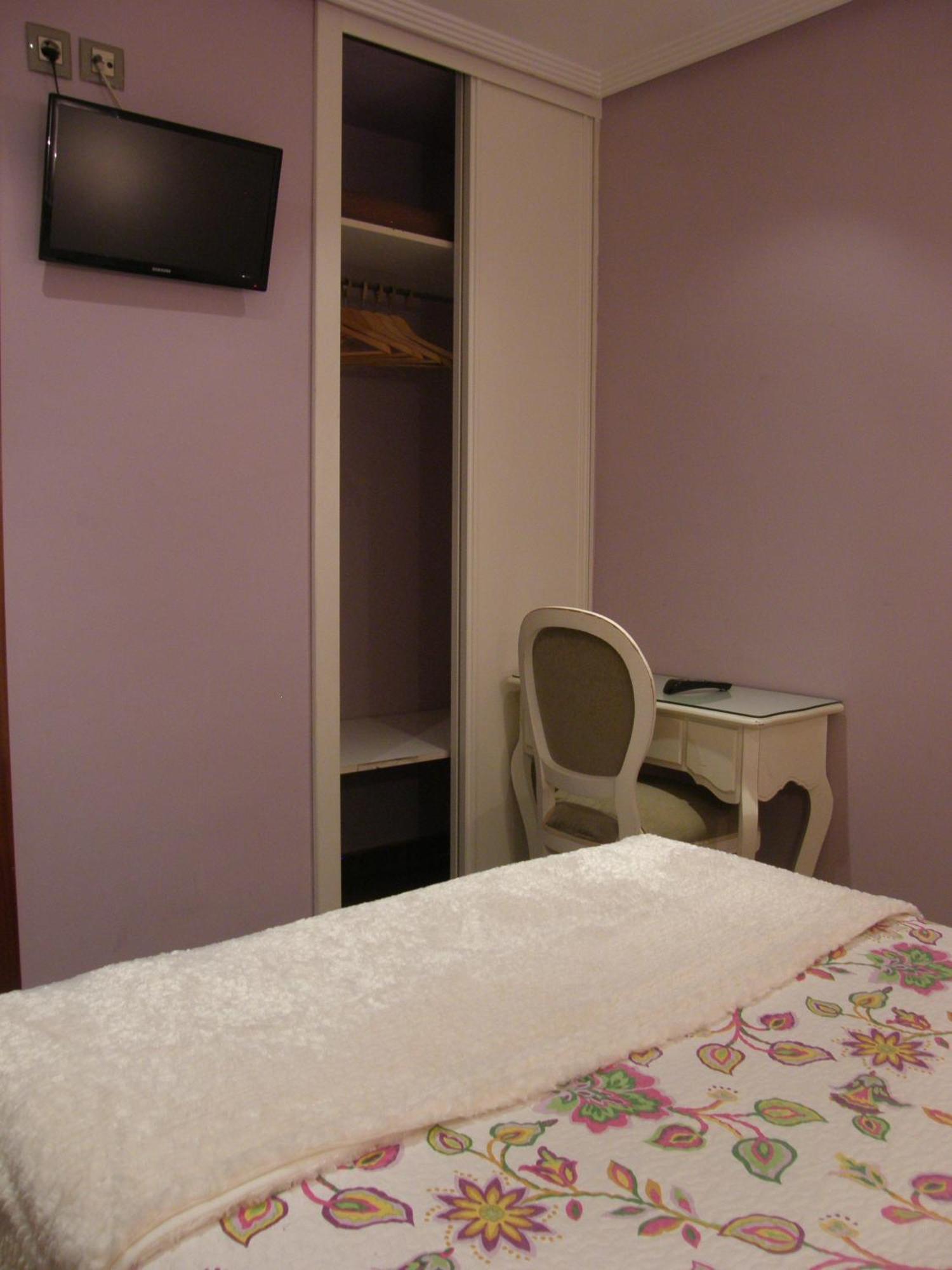 Hostal Goya Suites Σαλαμάνκα Δωμάτιο φωτογραφία