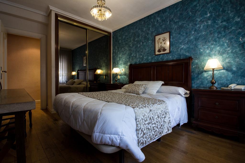 Hostal Goya Suites Σαλαμάνκα Εξωτερικό φωτογραφία