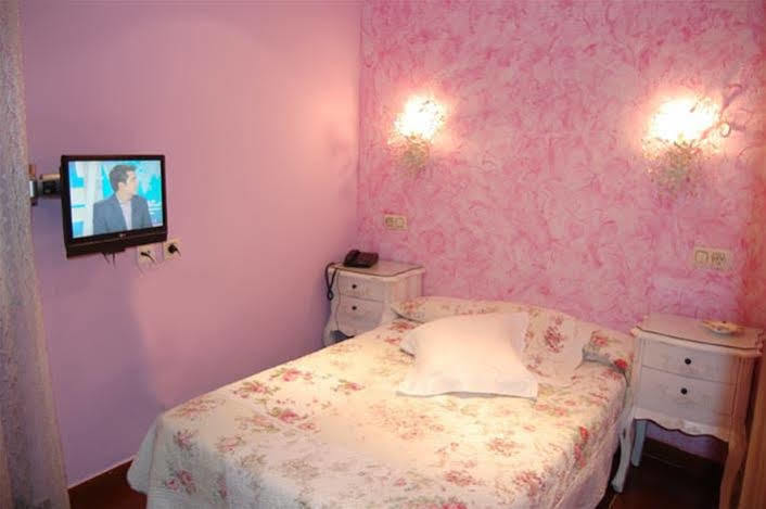 Hostal Goya Suites Σαλαμάνκα Εξωτερικό φωτογραφία