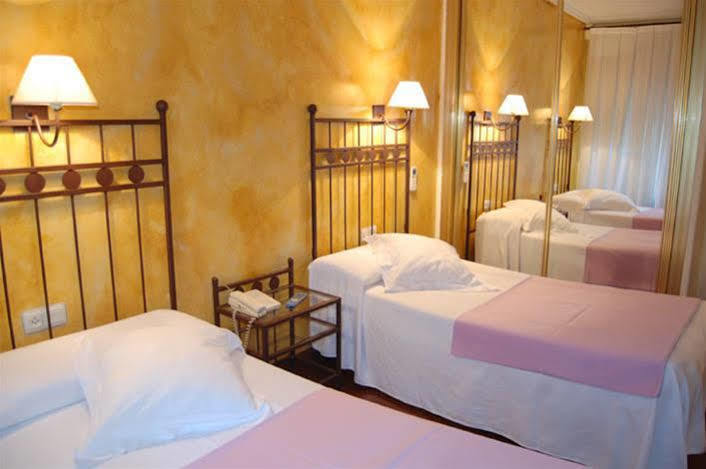Hostal Goya Suites Σαλαμάνκα Εξωτερικό φωτογραφία