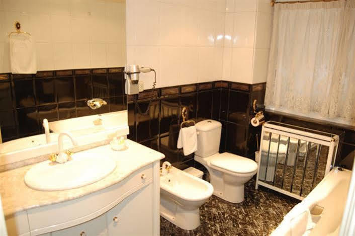 Hostal Goya Suites Σαλαμάνκα Εξωτερικό φωτογραφία