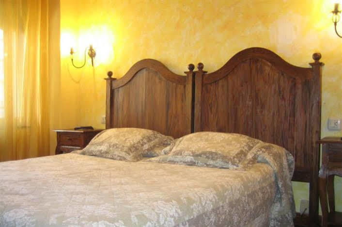 Hostal Goya Suites Σαλαμάνκα Εξωτερικό φωτογραφία
