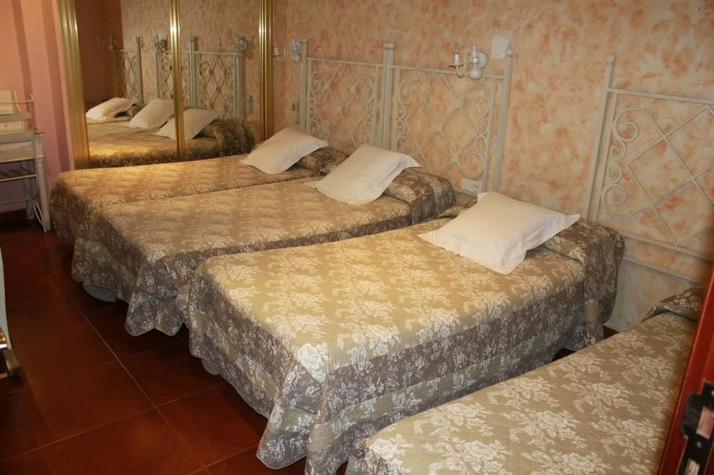 Hostal Goya Suites Σαλαμάνκα Εξωτερικό φωτογραφία